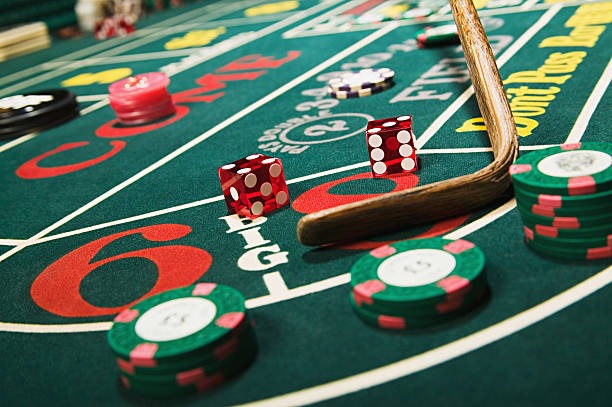 faw99 mobile app interface showing live blackjack dealer on smartphone screen